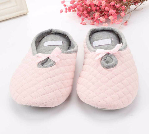 Adorable Winter Style Home Slippers