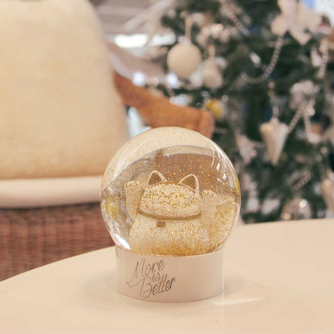 Creative Cat Crystal Ball House Decoration